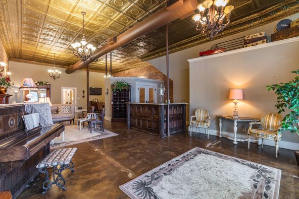 71 N Side Sq, Cooper, TX 75432